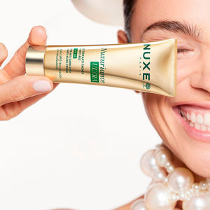 NUXURIANCE ULTRA krém proti tmavým škvrnám a starnutiu SPF30