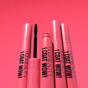 1 COAT WOW! extra volumizing and lifting mascara