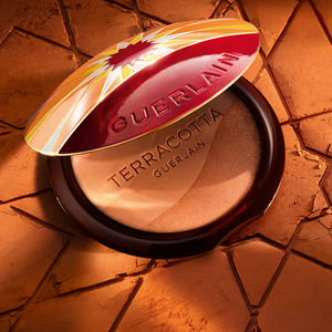 TERRACOTTA LIGHT RED ZAGORA limited edition light bronzing powder