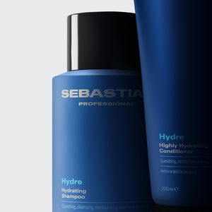 HYDRE professionele reinigende en hydraterende shampoo voor intense hydratatie en voeding.