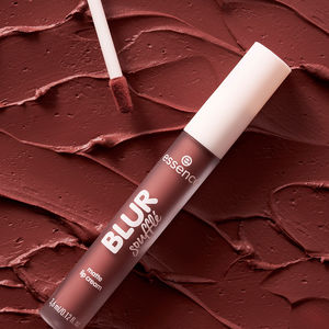 BLUR SOUFFLÉ creamy matte lipstick