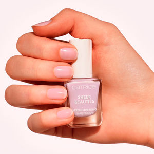 SHEER BEAUTIES Strengthening Nail Polish