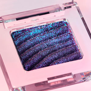 PRISMATIC SHIFT eyeshadow