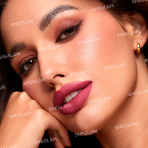 Rossetto liquido MATTE ALLURE