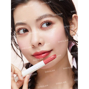 Gloss labial volumizador POUT-PERFECT SHINE
