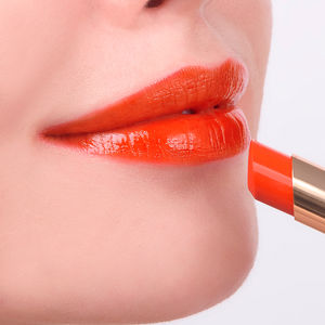 COLORS Nachfüllpackung Feuchtigkeitsintensiver Lippenstift