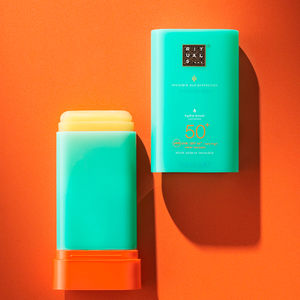 THE RITUAL OF KARMA suscreen stick SPF50+