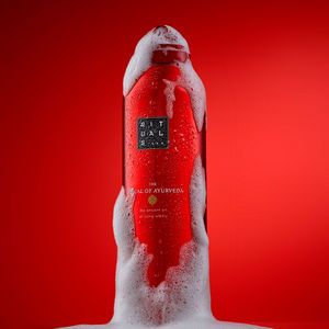 THE RITUAL OF AYURVEDA foaming shower gel