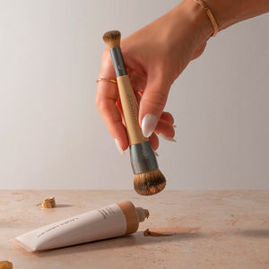 BLEND + CONCEAL Duo-Make-up-Pinsel