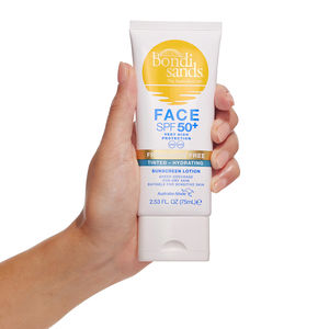 FACE SPF50+ loción facial hidratante con color