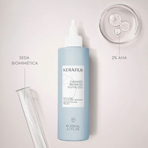 SPÉCIALISTES en soins exfoliants du cuir chevelu et des cheveux