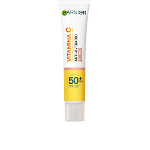 Anti blemish treatment - Krem przeciwsłoneczny do twarzy Garnier WITAMINA C anty-UV SPF50+ na co dzień kup online