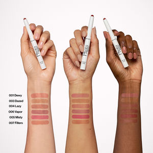 PHOTOREADY INSTANT BLUR Lipliner