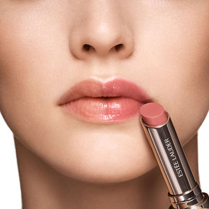 FUTURIST HYDRAPLUMP bálsamo labial con color