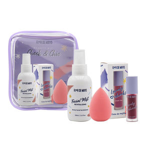 Set cosmétique pour le visage Flor De Mayo KIT DE BEAUTÉ CHEEK &amp; CHIC CASE acheter en ligne
