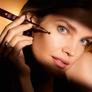 ABEILLE ROYALE midnight secret