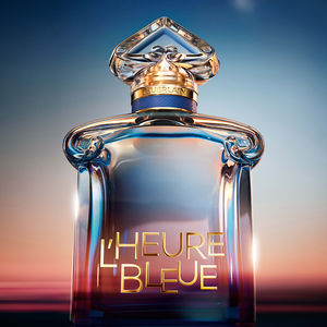 L’HEURE BLEUE
