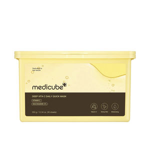 Anti blemish treatment - Efekt błyskowy - Face mask Medicube DEEP VITA C maska na dzień i na noc kup online