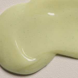MOMO deeply moisturizing serum for dry hair