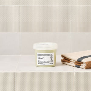 MOMO moisturizing fast conditioner for dry hair