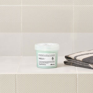 MELU anti-breakage fast conditioner for damaged hair