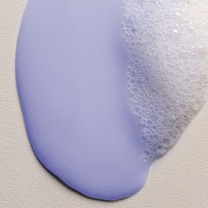 LOVE smoothing shampoo for frizzy hair