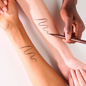 CALLIGRAPH PRO PRECISE eyeliner mate waterproof