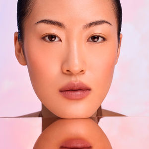 BLUR-REAL cream lipstick with powder effect