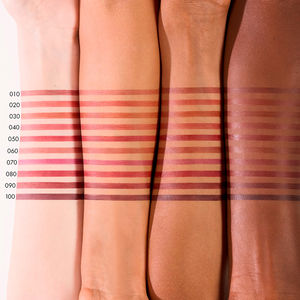 PRECISION INK lip liner with an ink effect