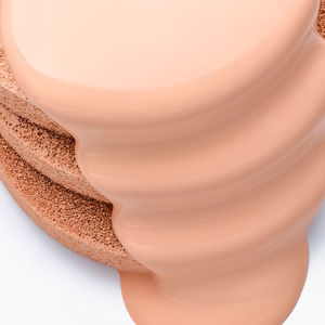 INVISIBLE COVER Foundation