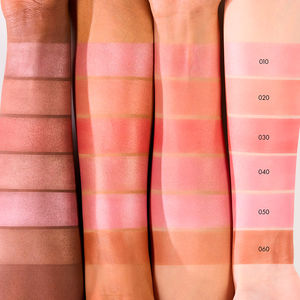 SOFT GLAM baked blush