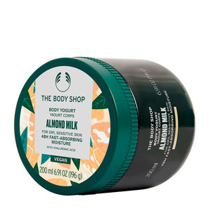ALMOND MILK body yogurt