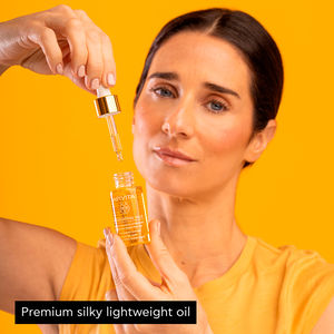 BESSENTIAL OILS Tagesöl – Hautergänzung stärkt und spendet Feuchtigkeit