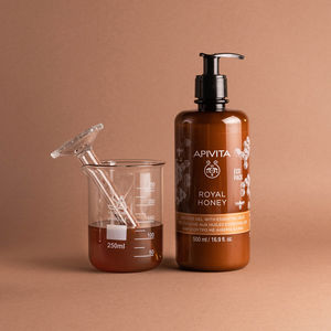 ROYAL HONEY Body wash with honey and essential oils - Gently cleanses and soothes the skin