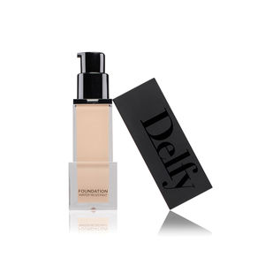 Base de maquillage waterproof DELFY FOUNDATION
