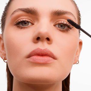 MASCARA VOLUME EFFET FAUX CILS